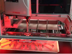 Posicionamento visual Máquina automática de fabricação de caixas Máquina de revestimento de capa dura Máquina de revestimento 20-30 PCS/MIN
