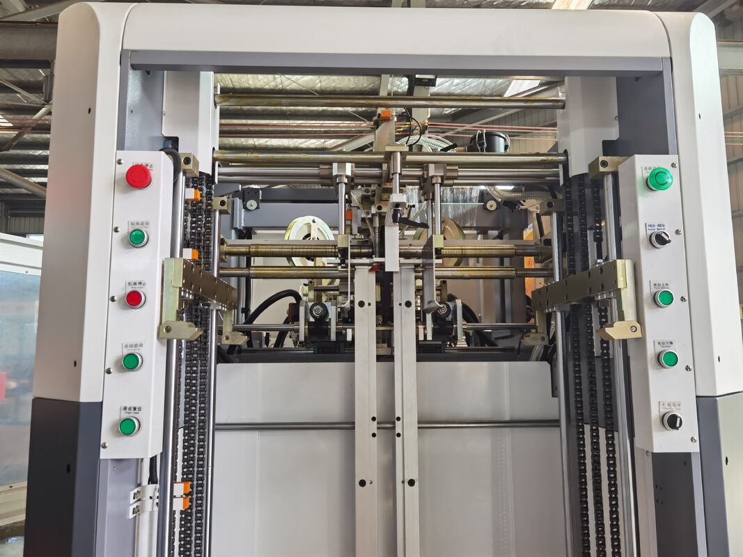 Aplicador de reforço de canto totalmente automatizado 85pcs/min Máquina de colagem de canto