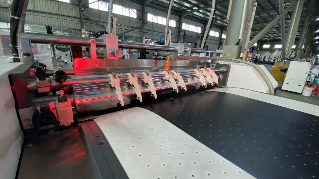 Alimentação dupla Dupla Formação caixa rígida máquina de fabricação de alta velocidade alta precisão controle de servo completo