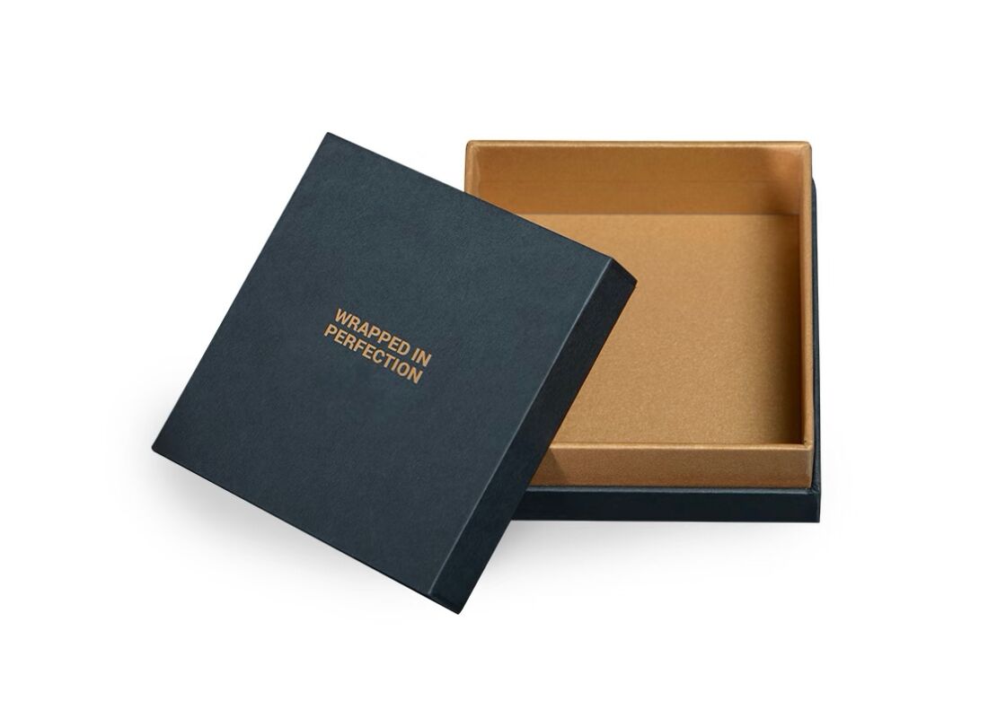 LY-3000CB Máquina de fabricação de caixas rígidas de alta velocidade inteligente 2 em 1 (dentro das funções de prensagem de bolhas) Máquina de fabricação de caixas rígidas / Máquina de fabricação de caixas de embalagem / Máquina automática de fabricação de caixas rígidas / Máquina de fabricação de caixas de presente