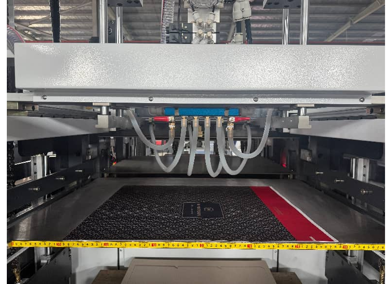 LY-DS650 Máquina de Corte e Vinco Totalmente Automática (Sem Ponto de Conexão Apenas para Cartão Cinza) Alimentação Circular Inteligente Alta Precisão Alta Eficiência
